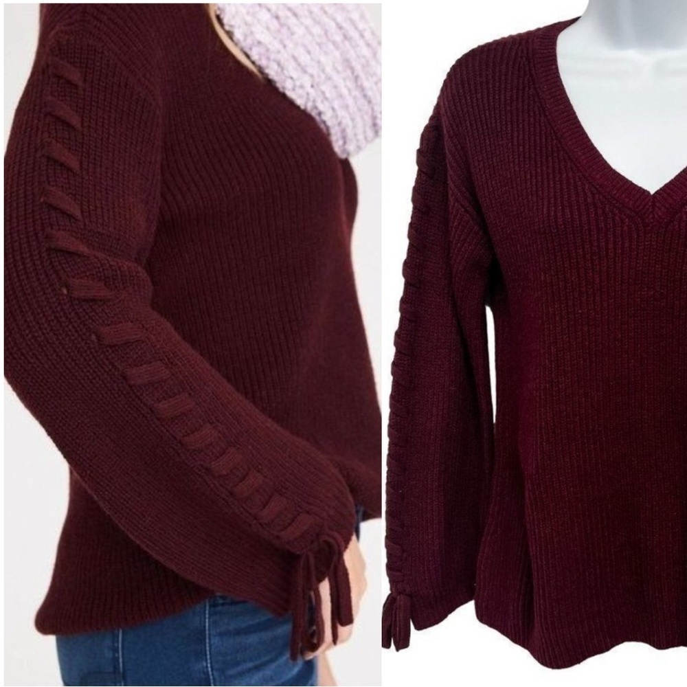 American Eagle Lace Up Sleeve Bell Sleeve V-Neck Ribbed Knit Sweater Top